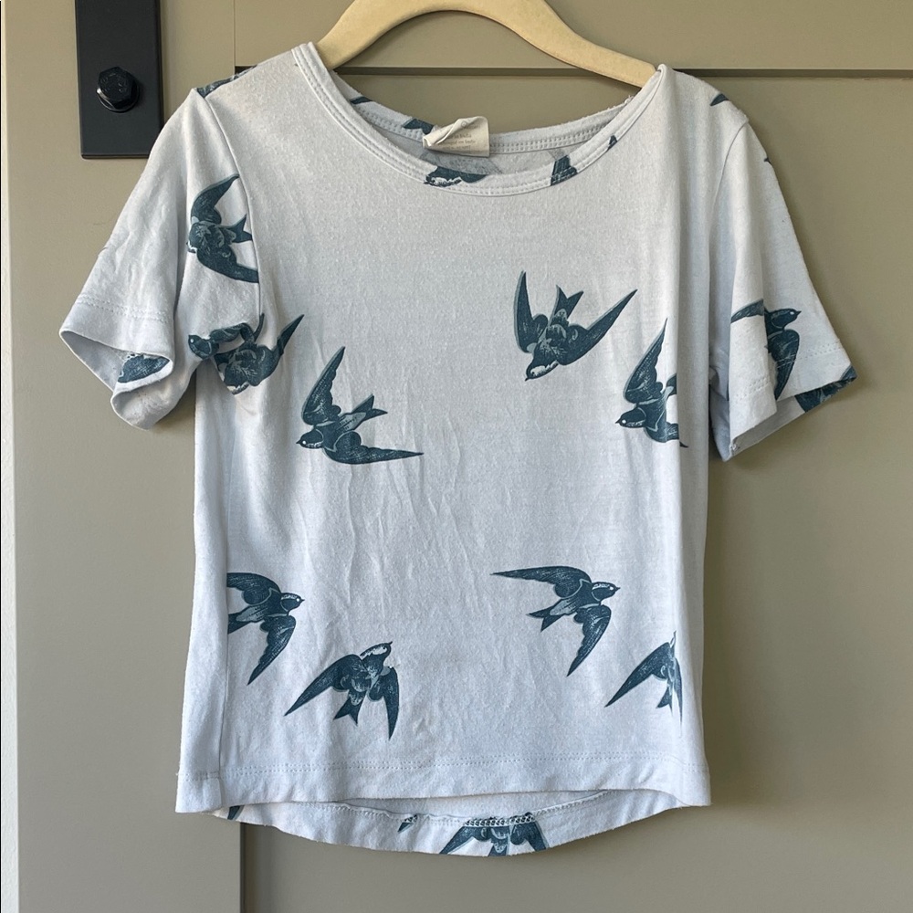 *5 for $20* Kate Quinn the Woods T-shirt 2T play condition